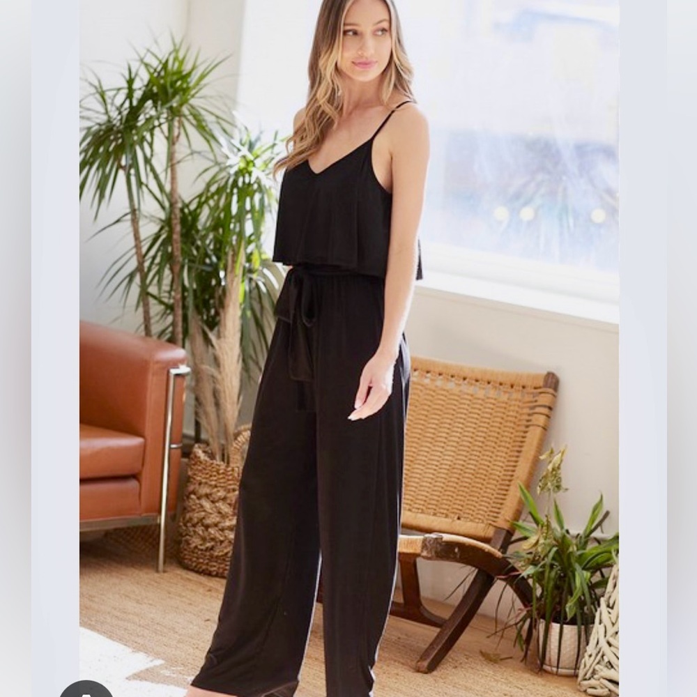 Lovely Melody Black Sleeveless Jumpsuit